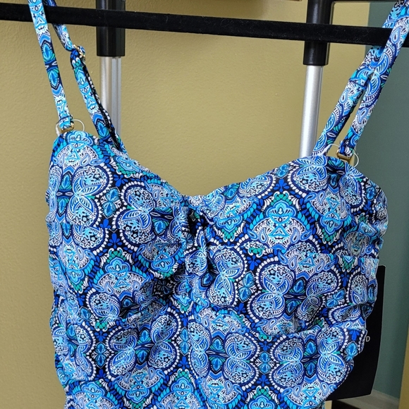 CHAPS Swimwear Skirted One Piece Swimsuit Size 12 - Picture 4 of 14